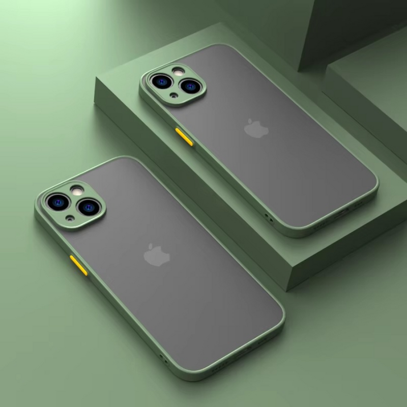 Capinha de Celular para Iphone Matte Translúcida Anti-impacto em Silicone