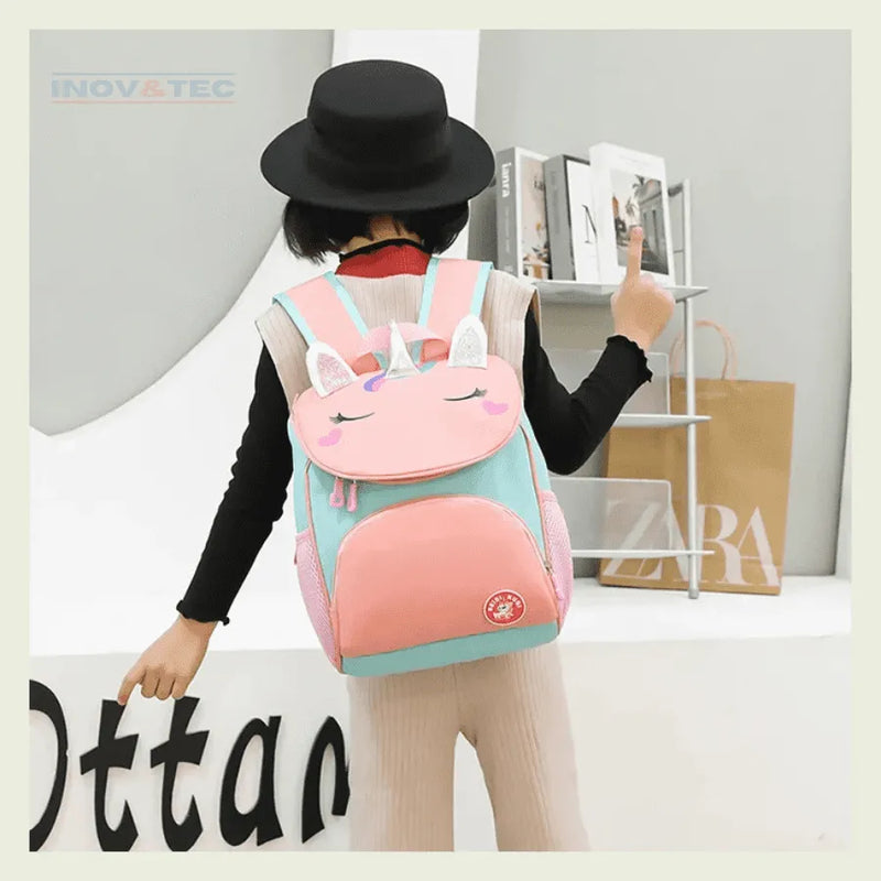 Mochila Infantil Temática Mundo dos Dinossauros - Conforto Que Parece Ser de Outro Mundo