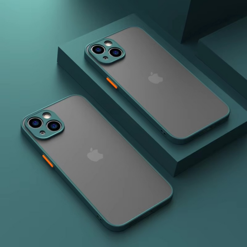 Capinha de Celular para Iphone Matte Translúcida Anti-impacto em Silicone