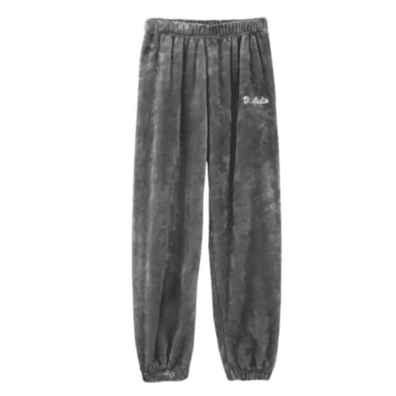 Pijama Feminino Warm Haven - Conjunto Com Calça e Camisa Longa Peluciado ou Calça Lisa | Tecido Macio, Confortável e Quentinho