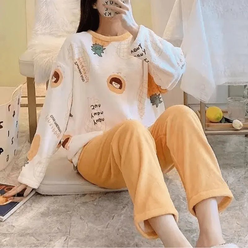 Pijama Feminino Peluciado Winter Love - Conjunto Com Calça e Moletom De pelúcia Plush | Quentinho, Macio e Super Confortável