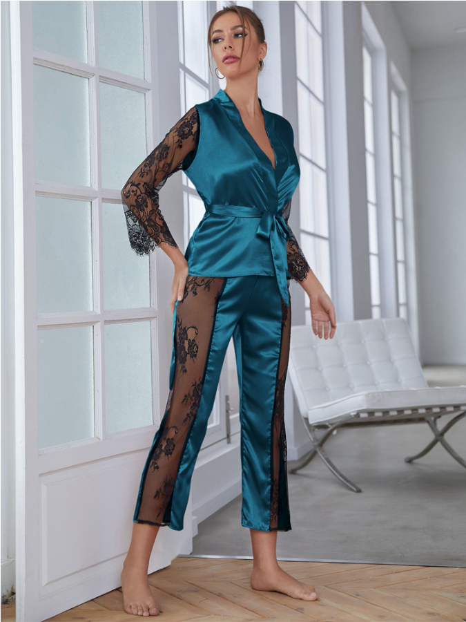 Pijama Feminino EleganceNights - Conjunto com Calça e Roupão Sexy com Renda Translúcida | Sensual, Elegante e Super Confortável