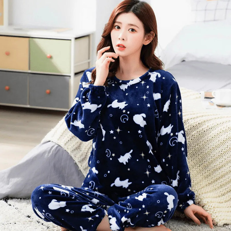 Pijama Feminino Peluciado Plush Warmth - Conjunto Blusa e Calça De Pelúcia Plush | Quentinho, Macio e Super Confortável