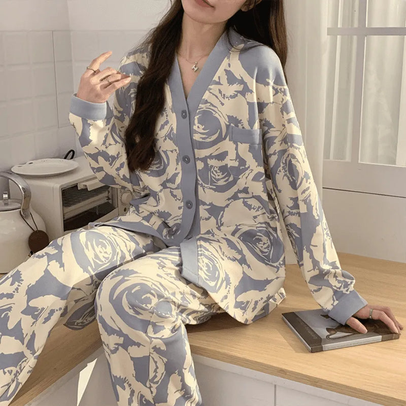 Pijama Feminino Heavenly Comfort - Conjunto Com Calça e Camisa Longa de Botão | Tecido De Algodão Confortável e Quentinho