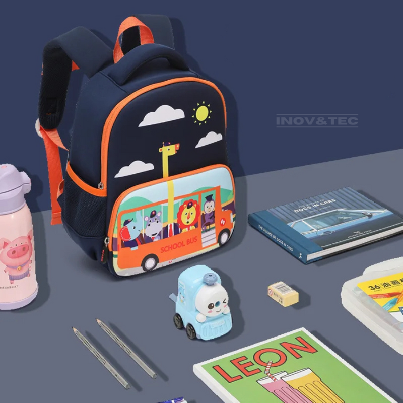 Mochila Infantil à Caminho da Escola - Desenhos Divertidos Para Seu Pequeno Sorrir