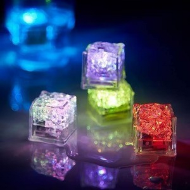 Kit 12 Cubos de Gelos de LED com Ativação por Água