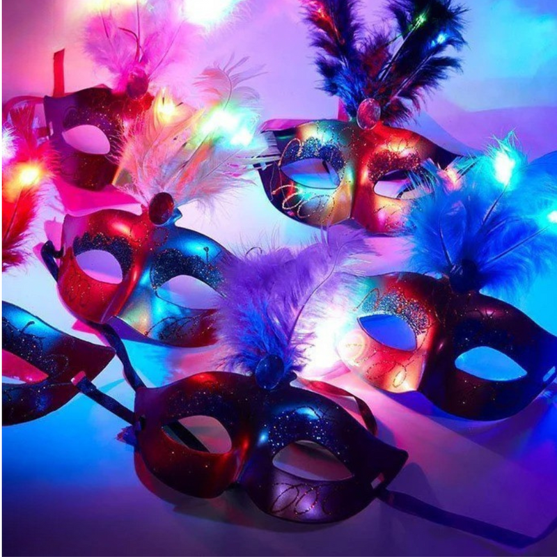 Kit com 4 Máscaras de Pena com Led