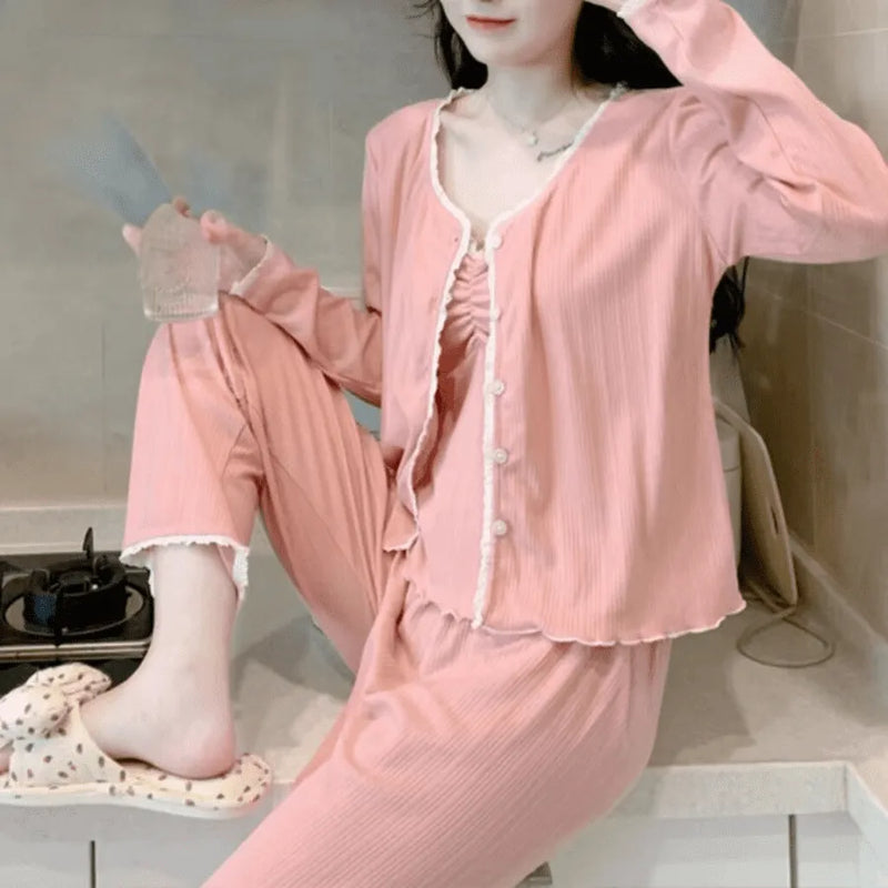 Pijama Feminino Sweet - Conjunto 3 peças BabyDoll Com Bojo Removível, Calça e Casaquinho | Tecido Algodão Super Macio e Confortável