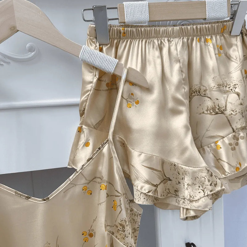 Conjunto 4 Peças Pijama Feminino Velvet Camisola, Camiseta, Shorts e Roupão Em Seda Gelo Premium | Toque De Seda Confortável + Bolsinha de Brinde