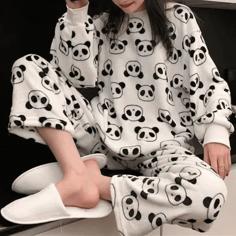 Pijama Feminino Peluciado Winter Love - Conjunto Com Calça e Moletom De pelúcia Plush | Quentinho, Macio e Super Confortável