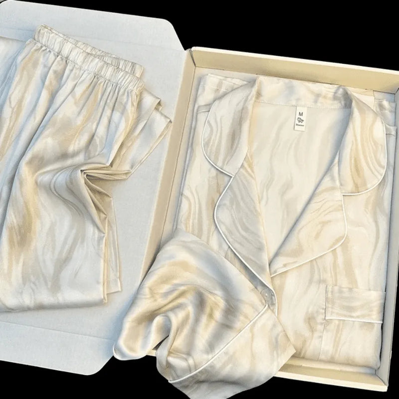 Pijama Feminino Serenade Conjunto Calça e Camisa Longa Em Seda Gelo Premium | Toque De Seda Confortável