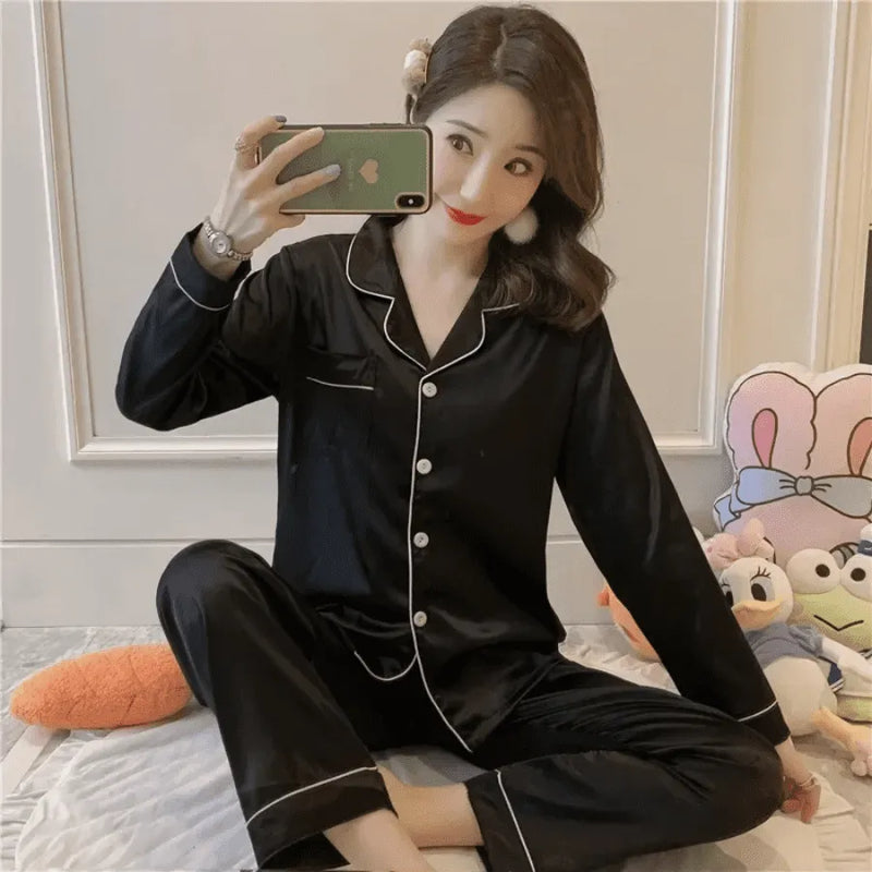 Pijama Feminino Cutezzz - Conjunto Calça e Camisa Longa Em Seda Cetim Premium | Super Macio e Confortável