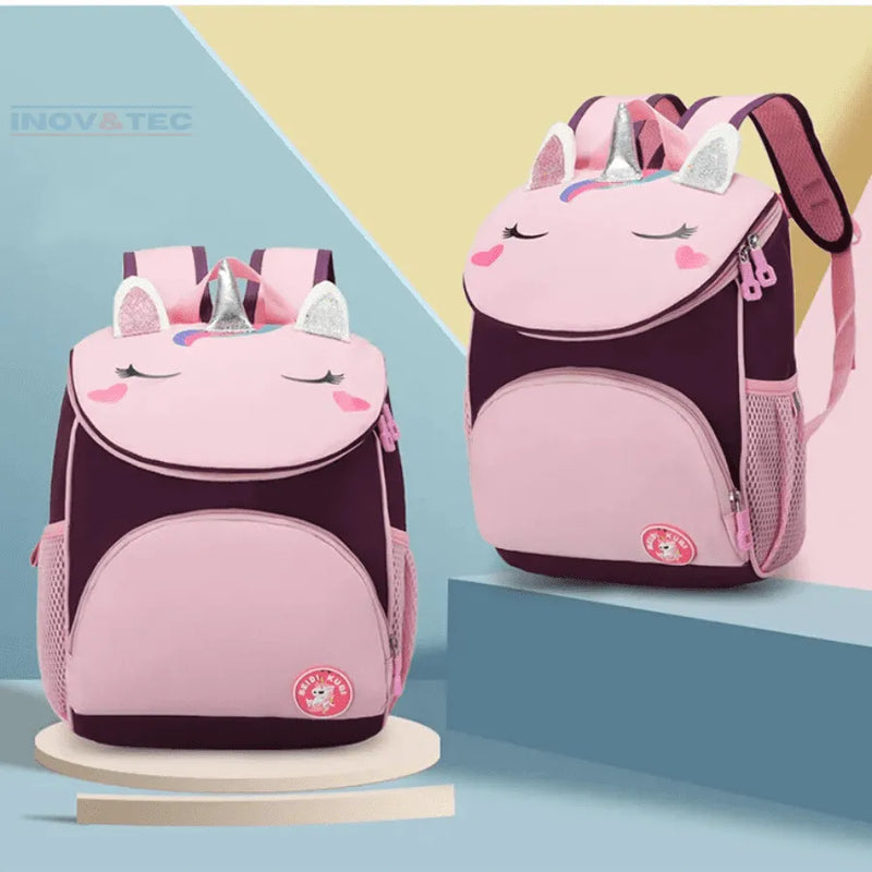 Mochila Infantil Temática Mundo dos Dinossauros - Conforto Que Parece Ser de Outro Mundo