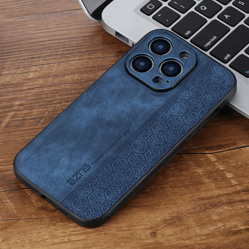 Capinha de Celular para Iphone em Couro 3D AZNS
