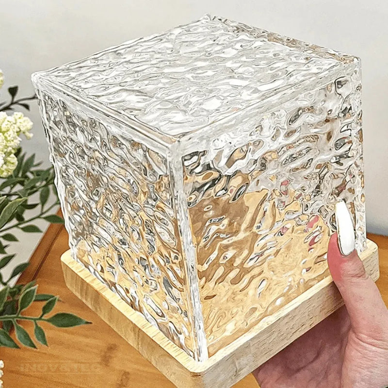 Luminária Cristal LED Magic Water - Efeito de Piscina e Aurora Boreal Para Decorar e Transformar o Ambiente [ÚLTIMAS 20 PEÇAS DISPONÍVEIS EM PROMOÇÃO]