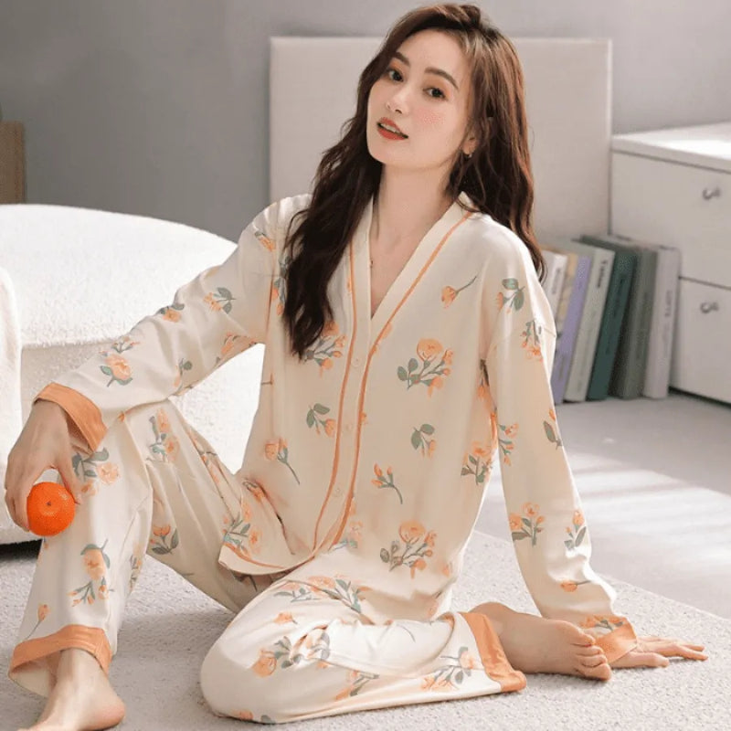 Pijama Feminino FLowers Conjunto Com Calça e Camisa de Botão | Com Tecido De Algodão Confortável e Quentinho