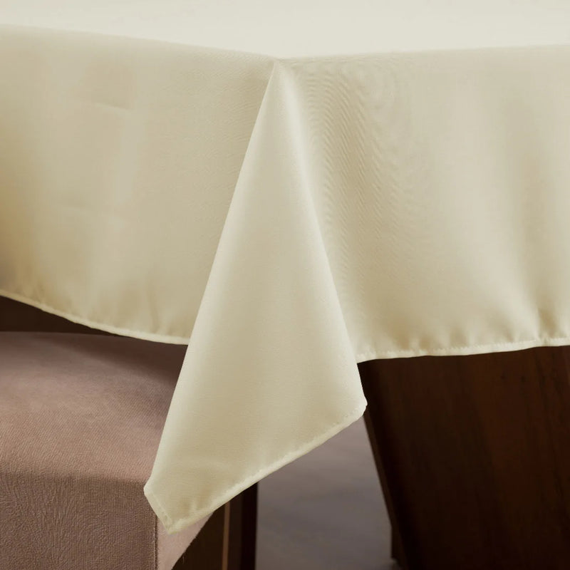 Toalha de Mesa Natalina Tamanho 1,45x1,40 Basic