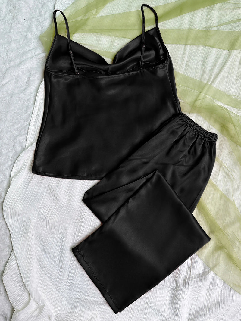 Pijama Feminino Luxury - Conjunto Calça e Camisa Em Seda Gelo Premium | Toque De Seda Super Confortável