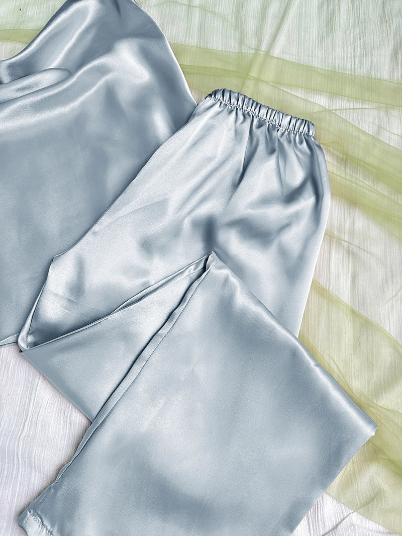 Pijama Feminino Luxury - Conjunto Calça e Camisa Em Seda Gelo Premium | Toque De Seda Super Confortável