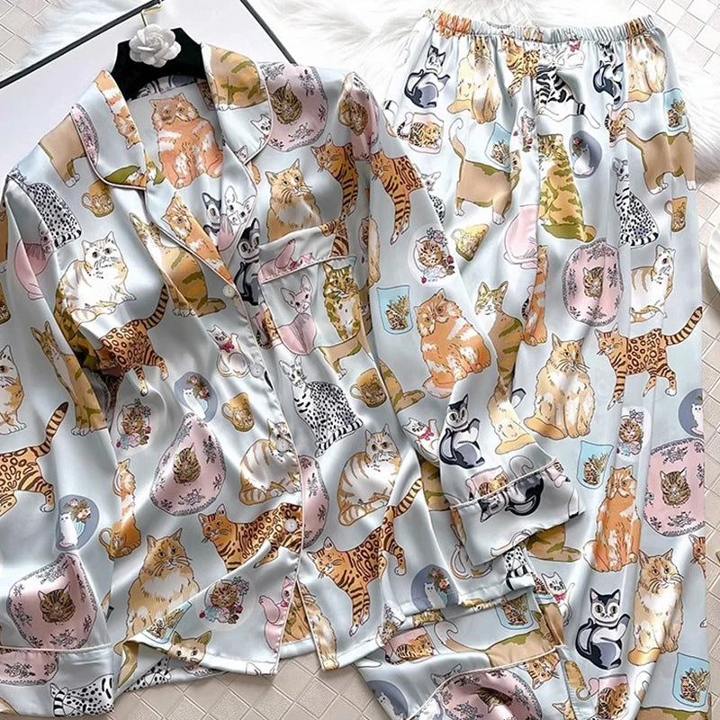 Pijama Feminino LuxuryCat - Conjunto Calça e Camisa Longa Em Seda Gelo Premium | Toque De Seda Super Confortável