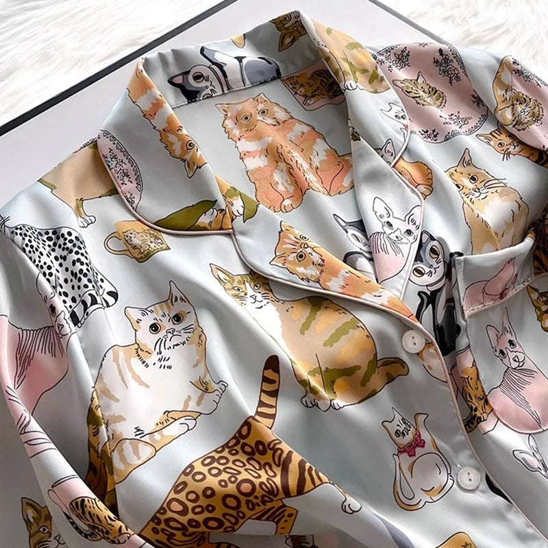 Pijama Feminino LuxuryCat - Conjunto Calça e Camisa Longa Em Seda Gelo Premium | Toque De Seda Super Confortável