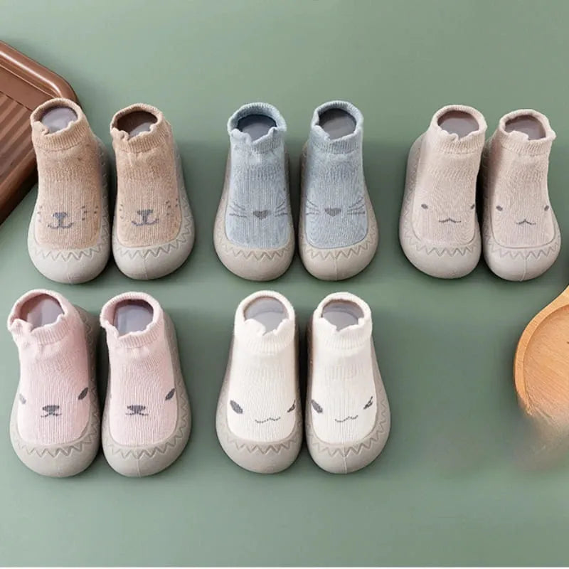 Sapatinho Meia Baby Walk - Fofinho e Confortável
