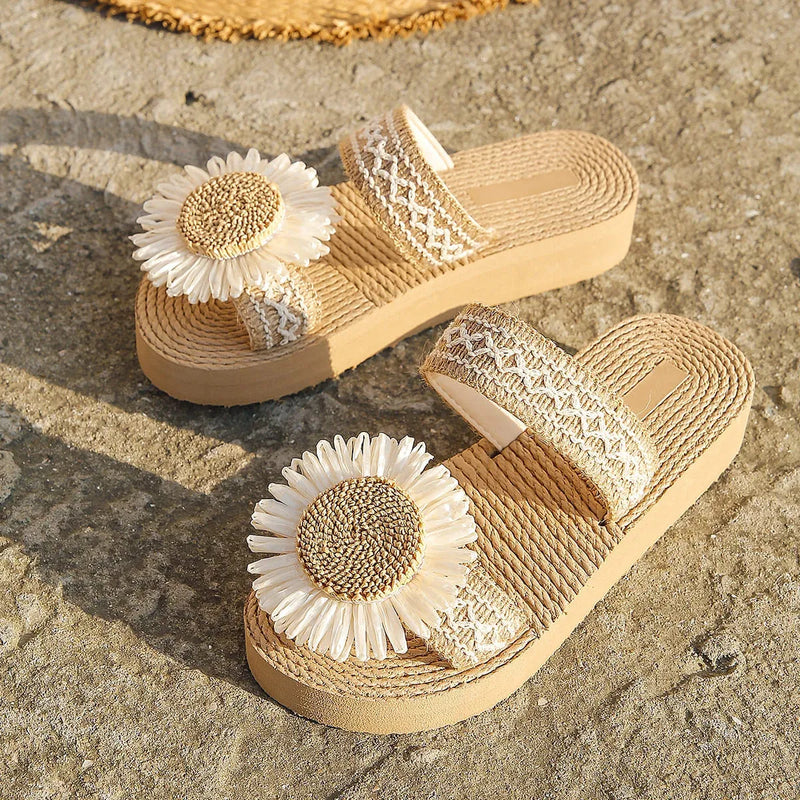 Sandália Sands - Design e Conforto Para Passos Delicados Em Um dia De Sol