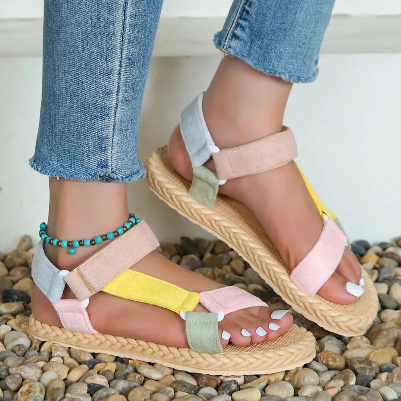 Sandália Tropical Radiance - Forma Larga Com Design Único, Estilo e Conforto Para Seus Pés