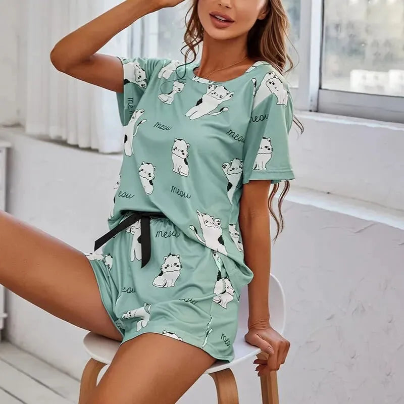 Pijama Feminino Meau - Conjunto Camiseta e Shorts Fresquinho LooseFit | Tecido Super Macio, Elástico e Confortável