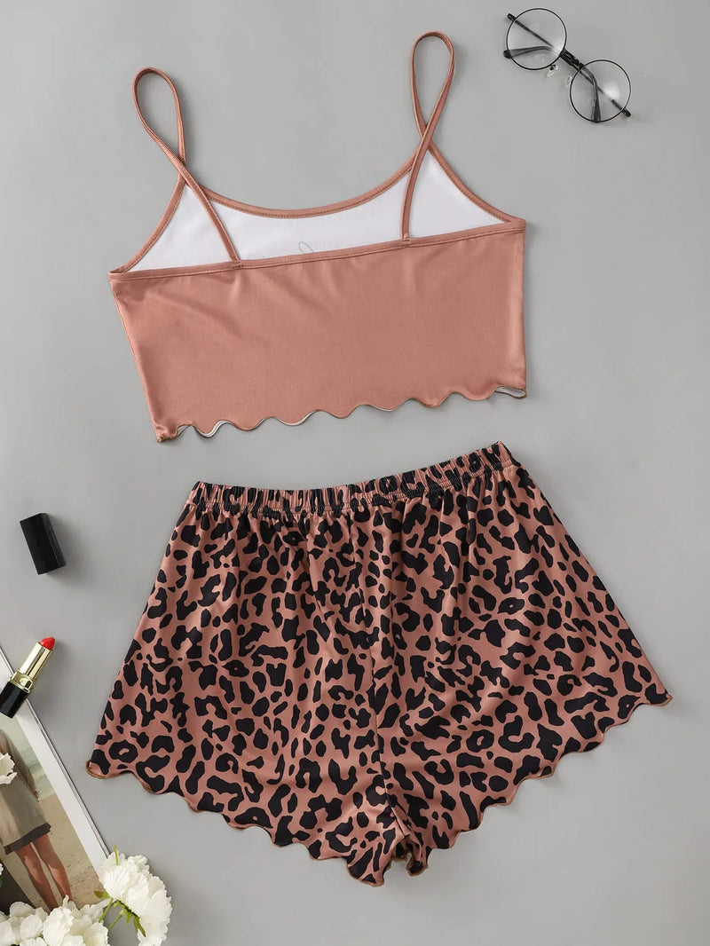 Pijama Feminino Mommy - Conjunto Top Cropped e Shorts Fresquinho LooseFit | Tecido Super Macio e Confortável