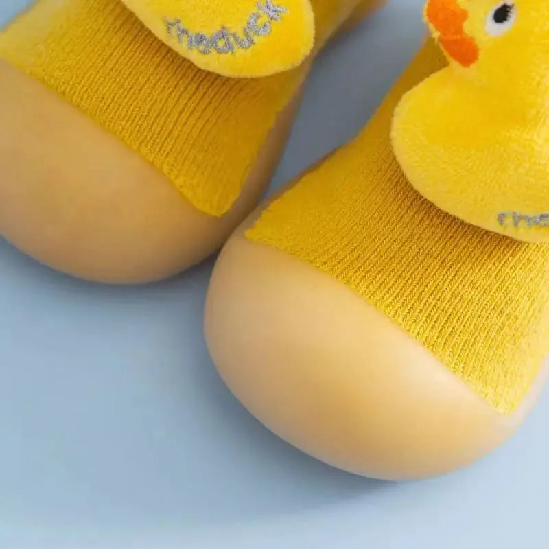 Sapatinho Meia de Bichinhos Fofos - Para pés quentinhos e confortáveis
