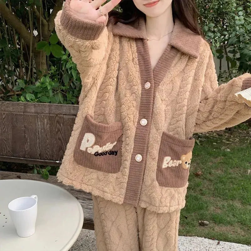 Pijama Feminino de Pelúcia Teddy Bear com Casaco e Calça | Super Quentinho, Macio e Super Confortável