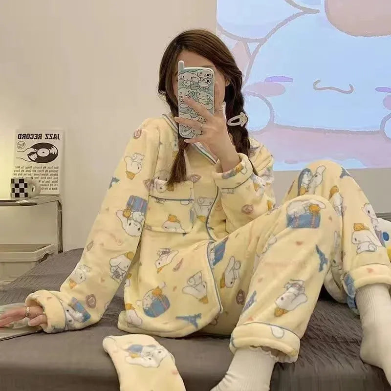 Pijama Feminino de Pelúcia Kitty Conjunto Com Moletom e Calça De Pelúcia Plush | Quentinho, Macio e Super Confortável