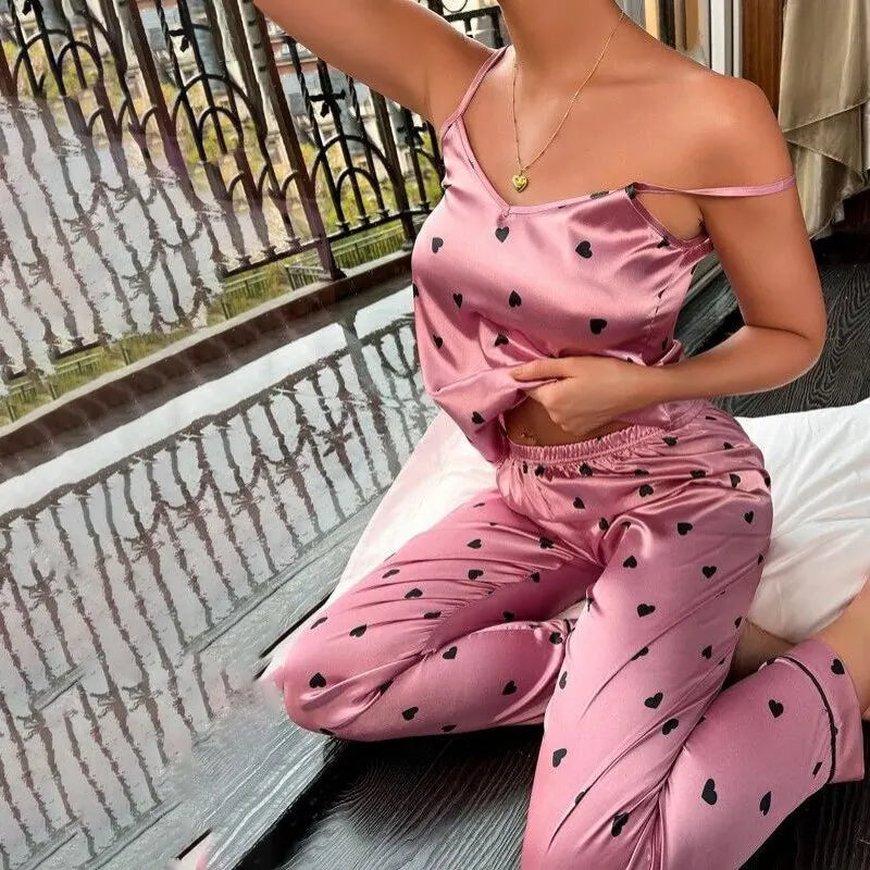 Pijama Feminino LoveDream - Conjunto Calça e Camisa Em Seda Gelo Premium | Toque De Seda Super Confortável