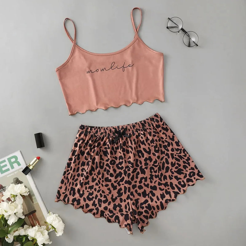 Pijama Feminino Mommy - Conjunto Top Cropped e Shorts Fresquinho LooseFit | Tecido Super Macio e Confortável