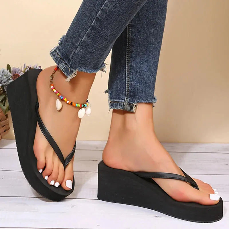 Chinelo de Plataforma Breeze | Minimalista e Estonteante