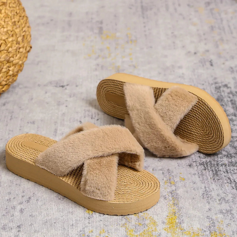 Sandália Slide Plushx | Conforto que Acompanha a Moda
