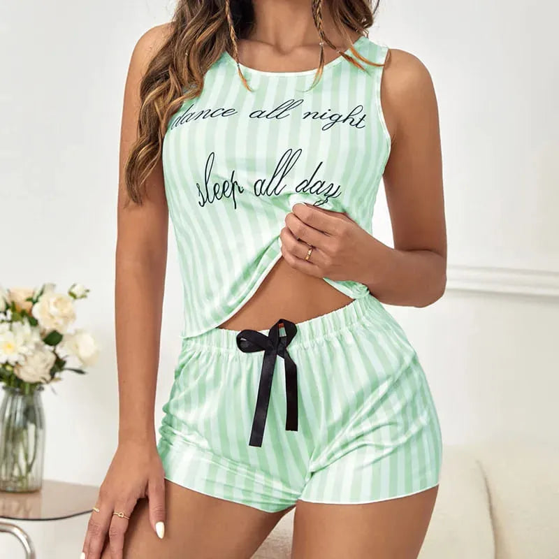 Pijama Feminino Listrado Sleep All Day - Conjunto BabyDoll e Shorts Fresquinho LooseFit | Tecido Super Macio e Confortável