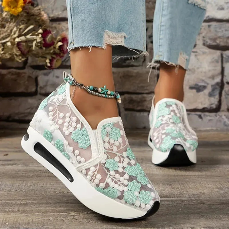 Tênis De Plataforma CherryBlossom - Delicado Com Muito Conforto e Estilo em Um Design Único e Exclusivo