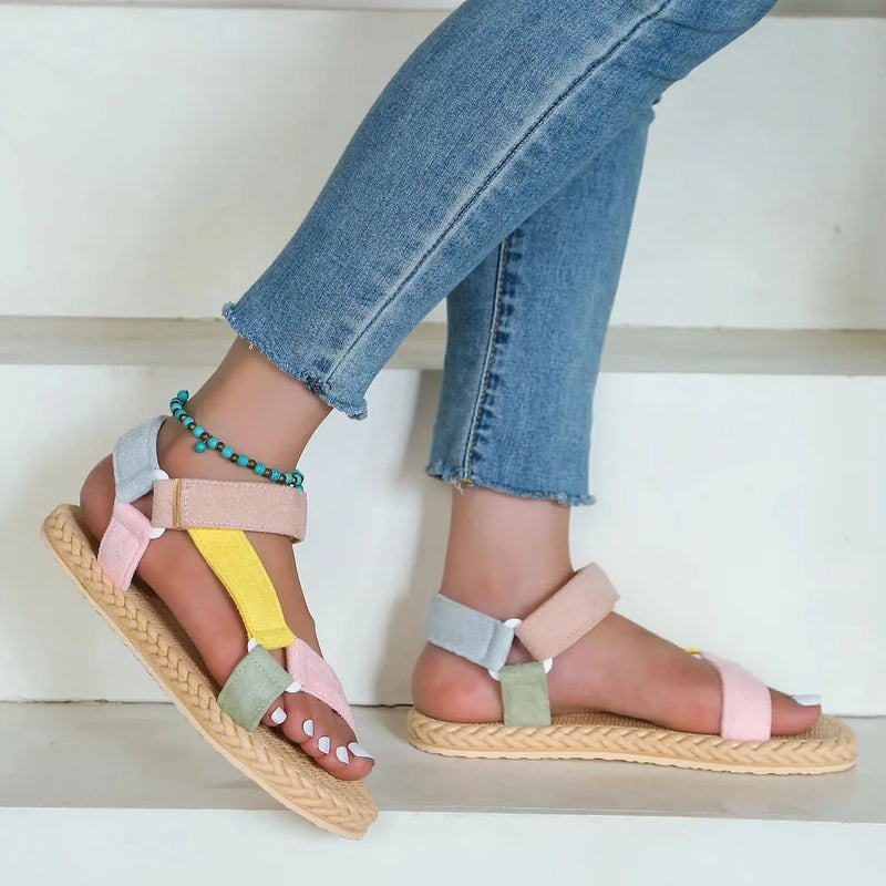 Sandália Tropical Radiance - Forma Larga Com Design Único, Estilo e Conforto Para Seus Pés