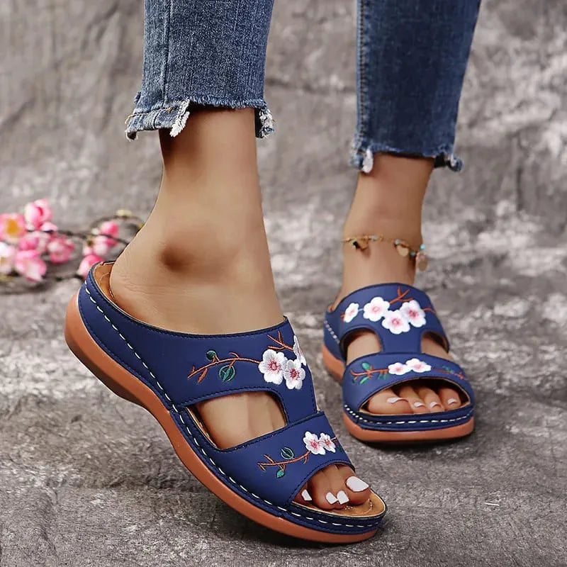Sandália Flowers - Conforto e Estilo Com Design Moderno e Confortável