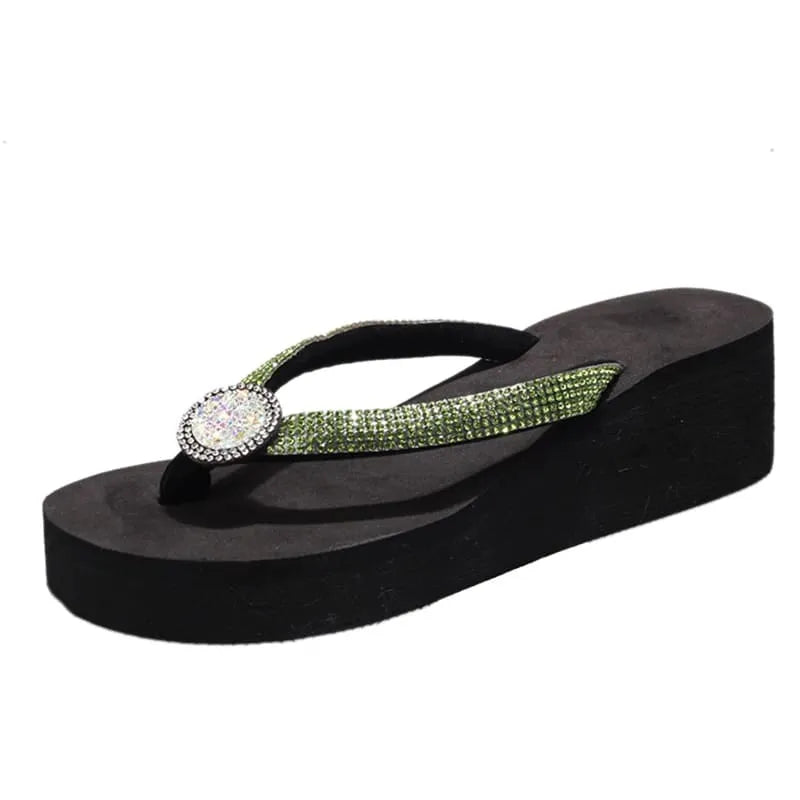 Chinelo De Plataforma Com Strass Cristal Shine | Brilho e Autenticidade Para Seus Pés