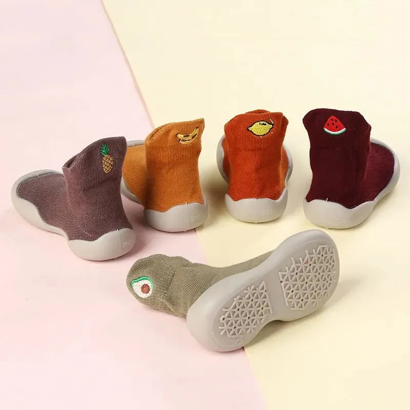 Sapatinho Meia Baby Fruit Confort Plus - Pés quentinhos e confortáveis