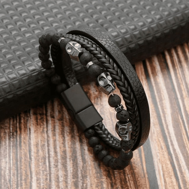 Pulseira em Couro com Pedras e Pingentes THE MAN