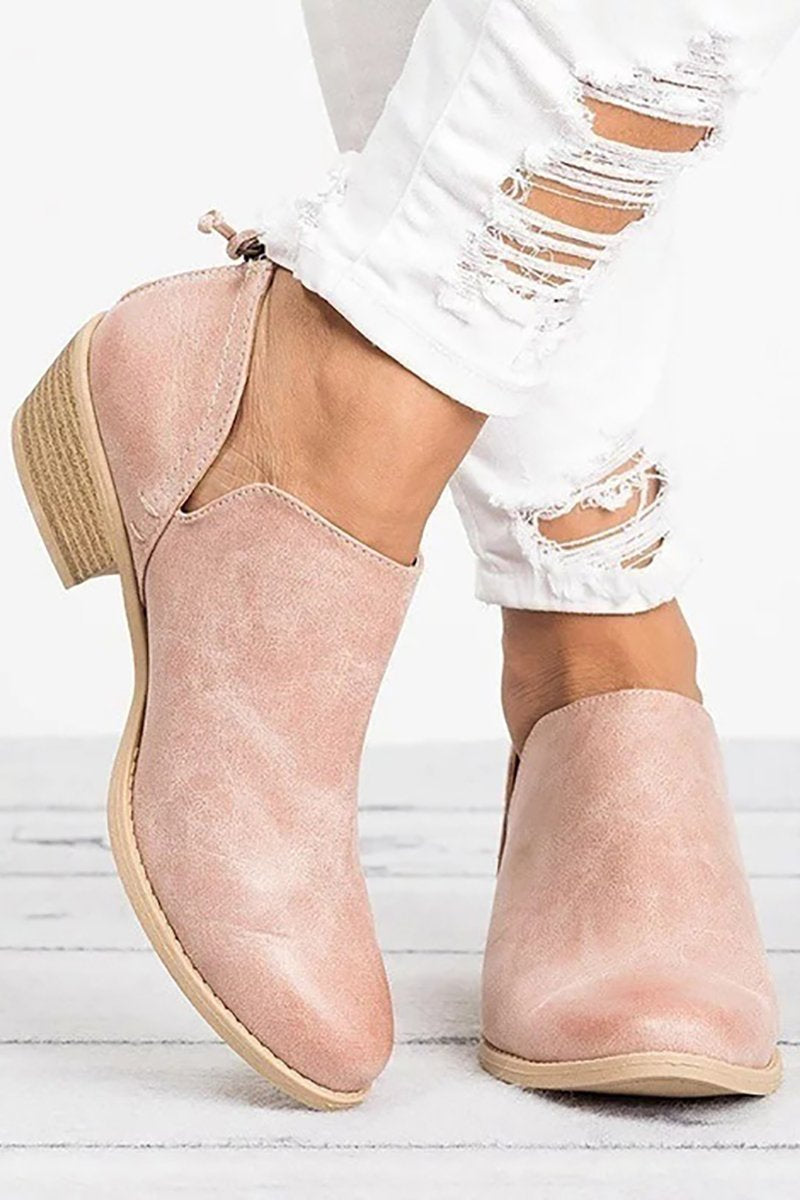 Bota Feminina Cano Curto com Salto Baixo e Bico Fino Country