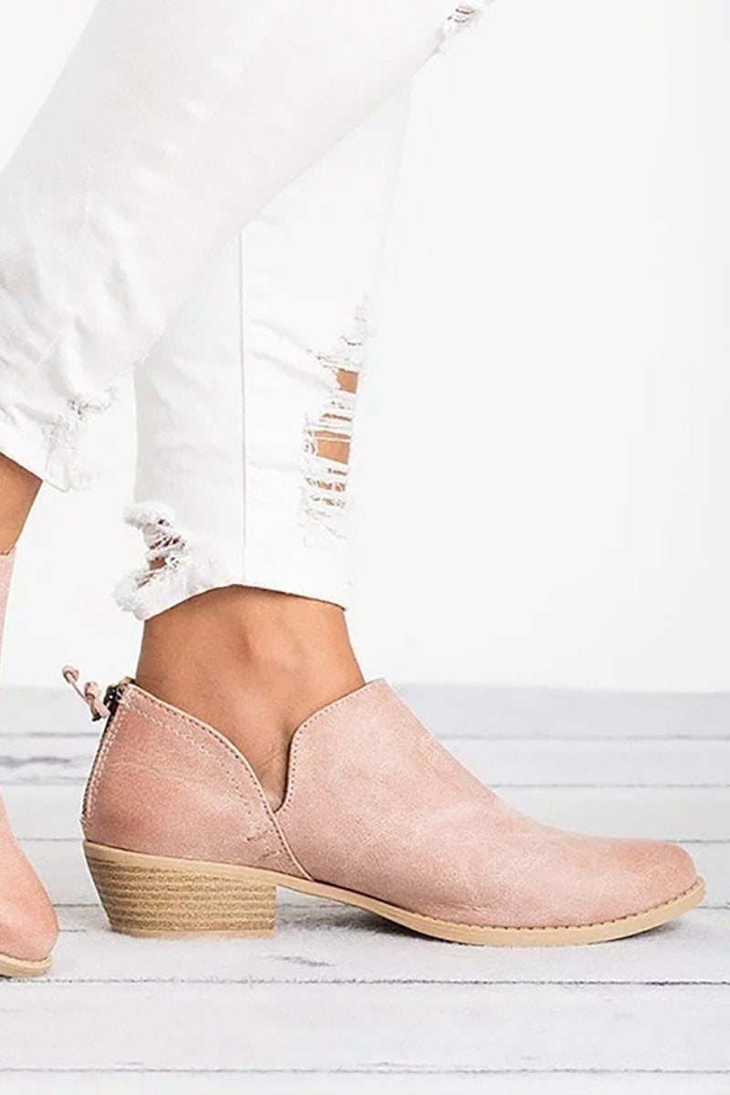 Bota Feminina Cano Curto com Salto Baixo e Bico Fino Country