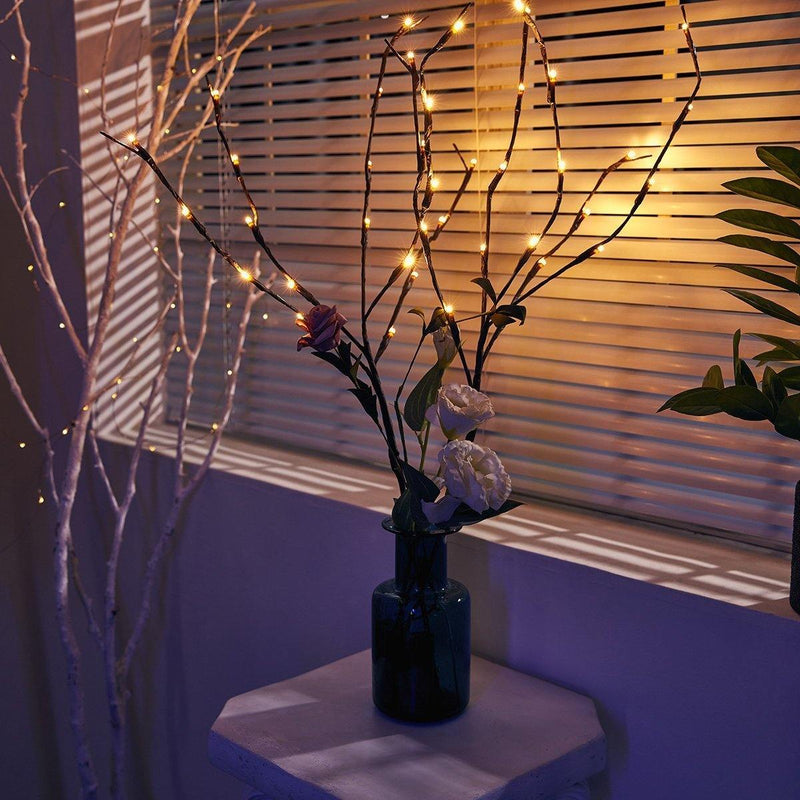 Kit com 10 Galhos de Salgueiro e 40 LEDs Quentes Decorativos de Casa