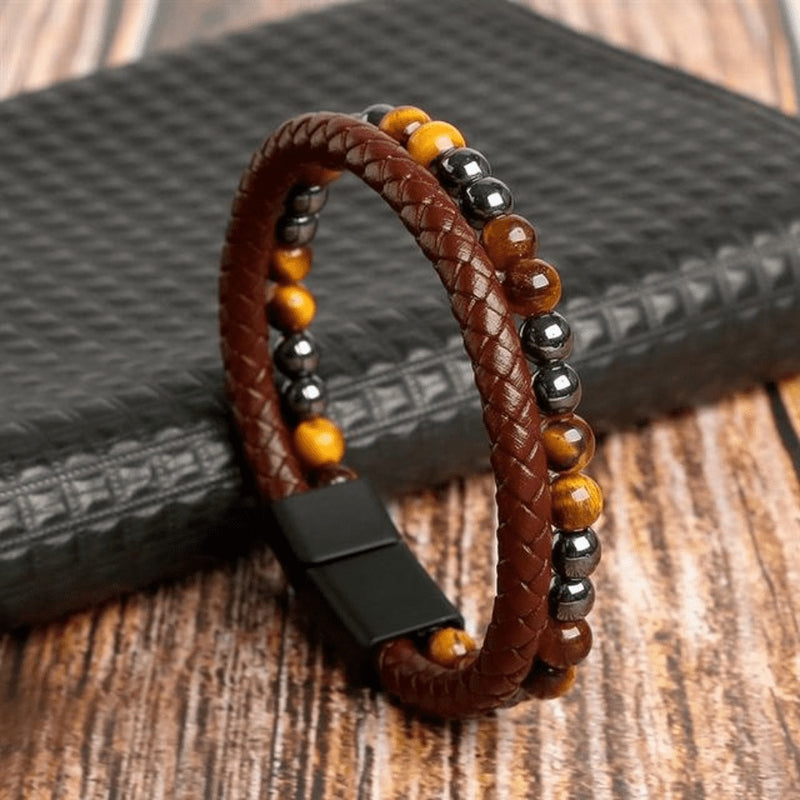 Pulseira em Couro com Pedras e Pingentes THE MAN