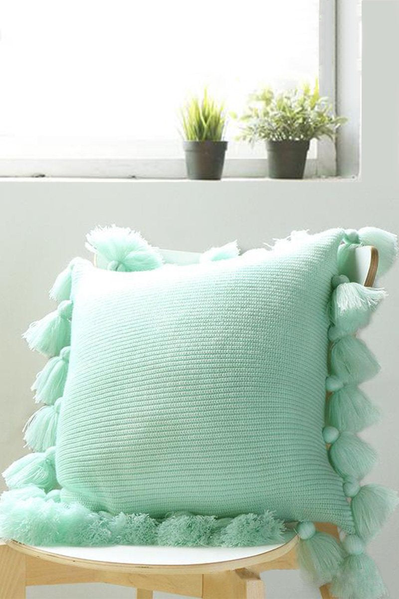 Almofada Newta Graciosa com Tassel na Borda - Aurora