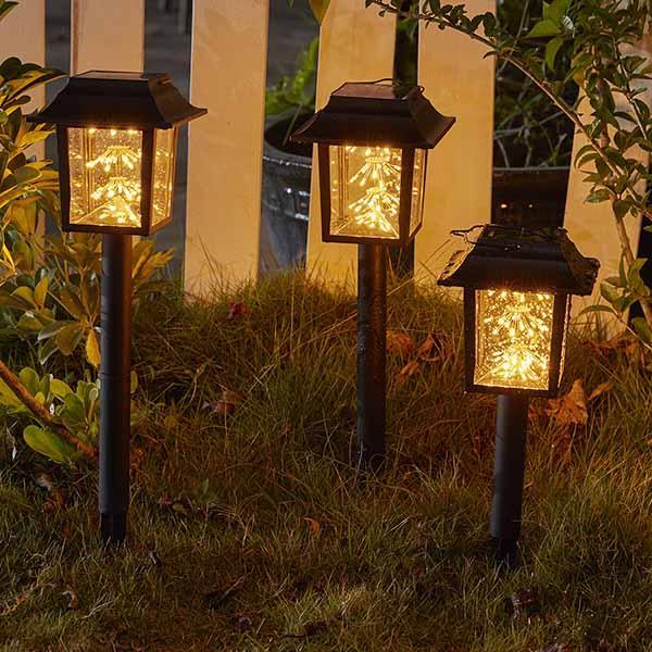 Luminária Solar com 2 modelos de LED para Jardim